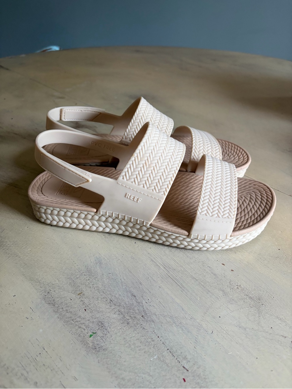REEF Women's Water Vista Woven Strap Sandals Beige/ Tan US Size 8